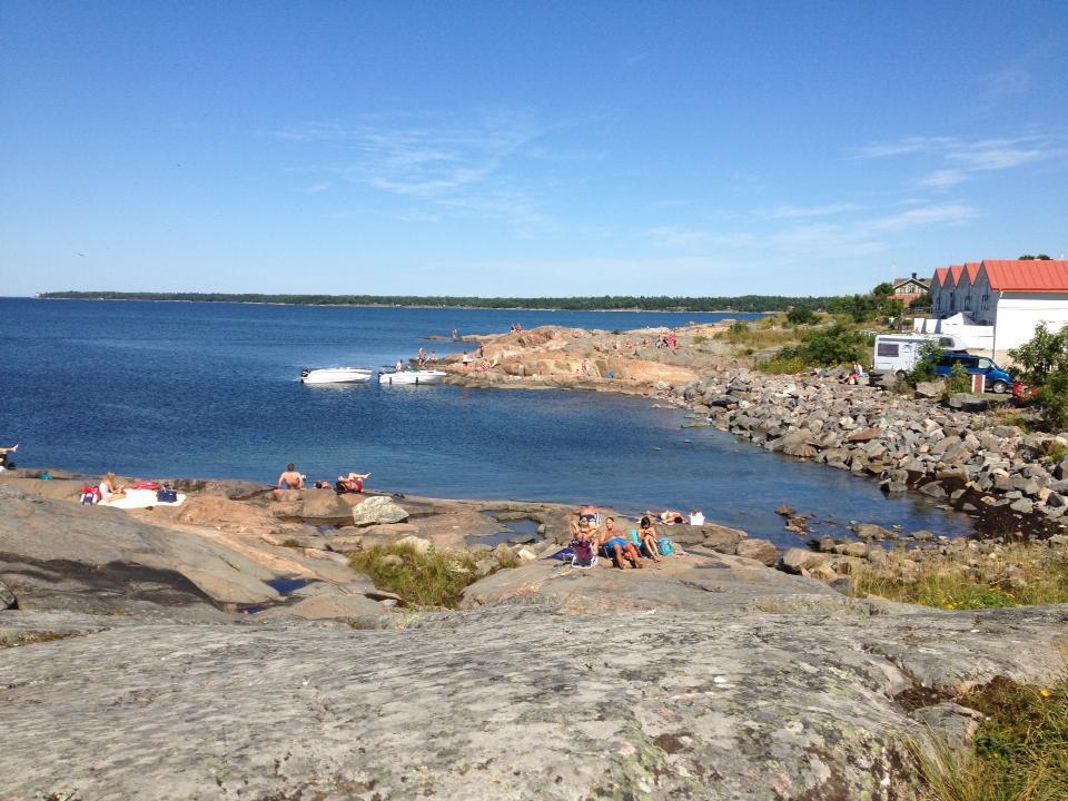 Hotell Floras Tradgard Öregrund Exteriér fotografie